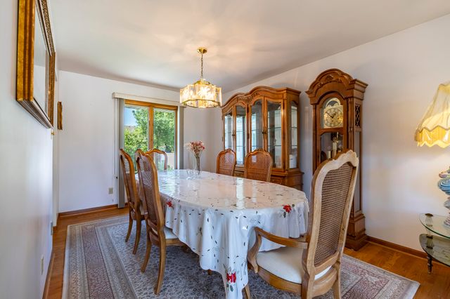 1534 Poplar Lane, Munster, IN 46321