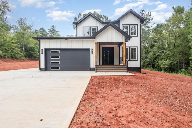 115 Crest Road, Campobello, SC 29322