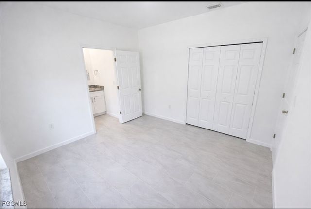 3121 24th ST SW, Lehigh Acres, FL 33976