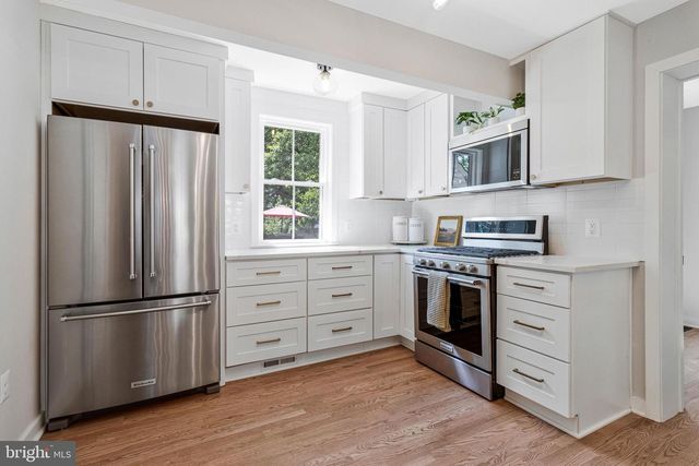 110 E SPRING ST, Alexandria, VA 22301