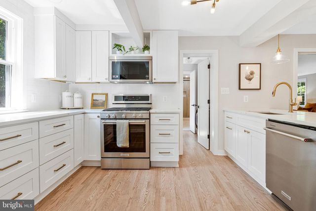 110 E SPRING ST, Alexandria, VA 22301