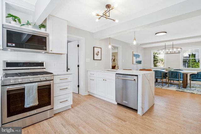 110 E SPRING ST, Alexandria, VA 22301