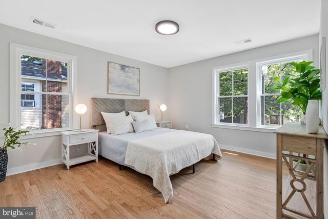 110 E SPRING ST, Alexandria, VA 22301
