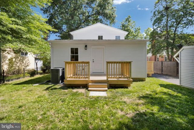 110 E SPRING ST, Alexandria, VA 22301