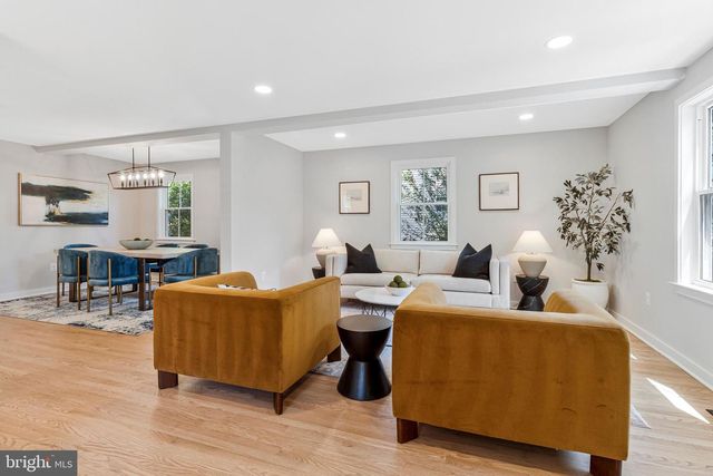 110 E SPRING ST, Alexandria, VA 22301