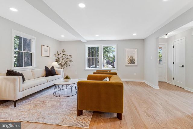110 E SPRING ST, Alexandria, VA 22301