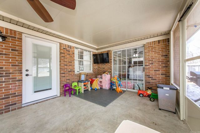 6 Crestwood Drive, Cabot, AR 72023