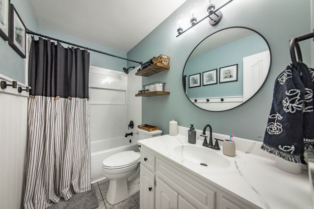 6 Crestwood Drive, Cabot, AR 72023