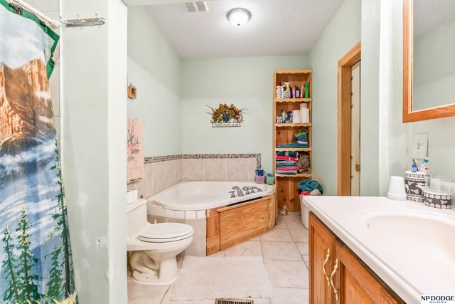 8503 S 36 Street, Bellevue, NE 68147