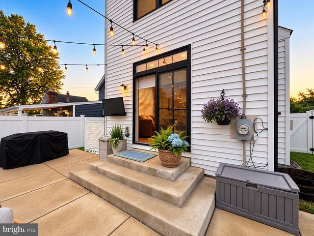 243 FOULKROD BLVD, King Of Prussia, PA 19406