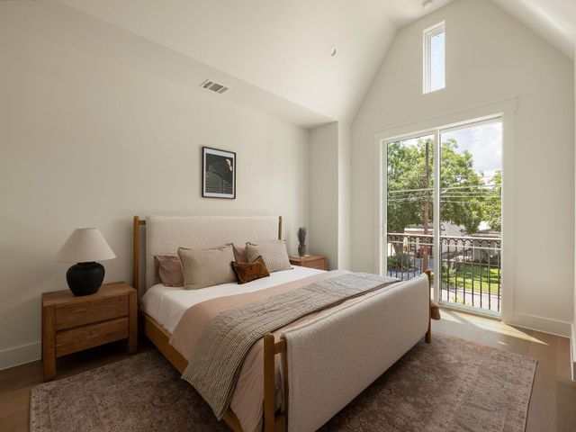 4415 Gillis ST 1, Austin, TX 78745