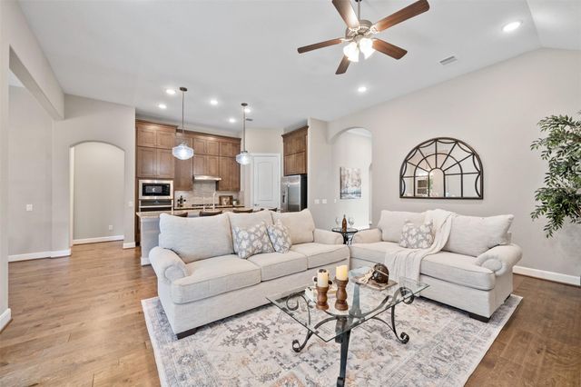 109 Crinium Lily Court, Montgomery, TX 77316