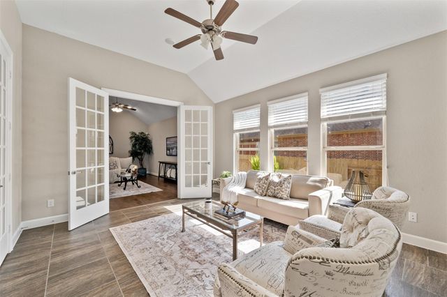 109 Crinium Lily Court, Montgomery, TX 77316