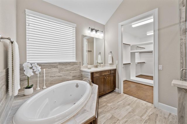 109 Crinium Lily Court, Montgomery, TX 77316