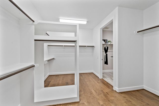 109 Crinium Lily Court, Montgomery, TX 77316