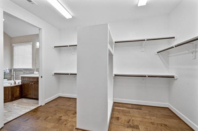 109 Crinium Lily Court, Montgomery, TX 77316