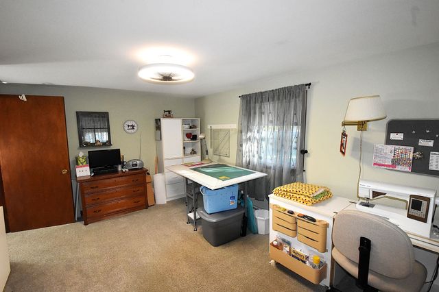 21 Elm St, Grafton, MA 01536