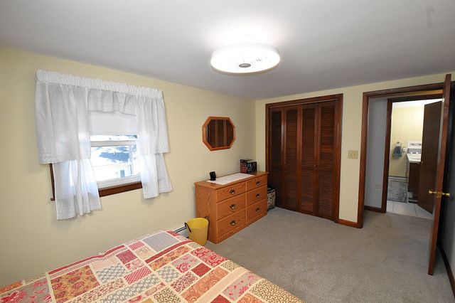 21 Elm St, Grafton, MA 01536