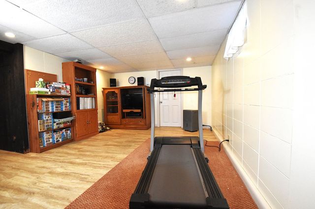 21 Elm St, Grafton, MA 01536