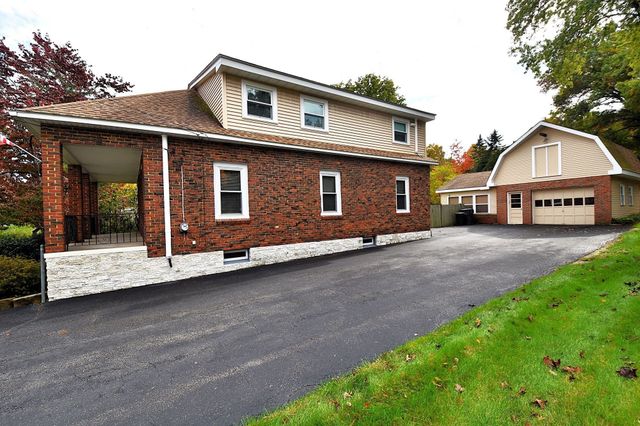 21 Elm St, Grafton, MA 01536