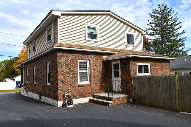 21 Elm St, Grafton, MA 01536