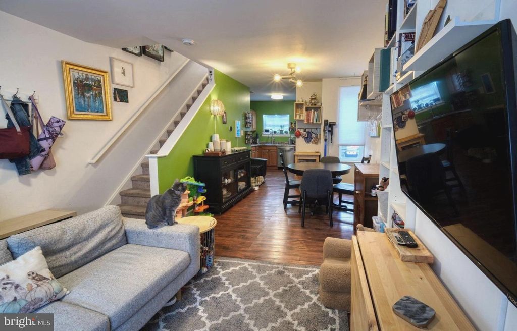 2049 N PALETHORP ST, PHILADELPHIA, PA 19122 — photo 2