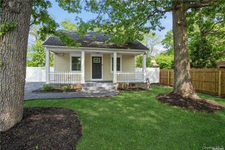 1075 Waverly Avenue, Holtsville, NY 11742