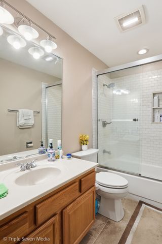 454 Stone Place, Wheeling, IL 60090