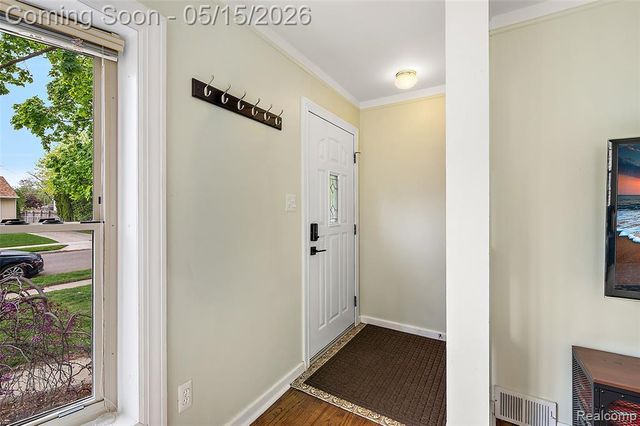 1411 Amelia Avenue, Royal Oak, MI 48073