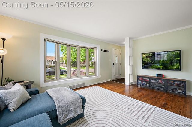 1411 Amelia Avenue, Royal Oak, MI 48073