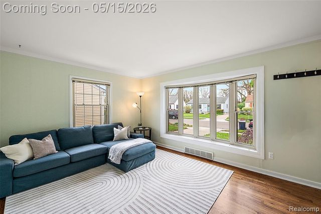 1411 Amelia Avenue, Royal Oak, MI 48073