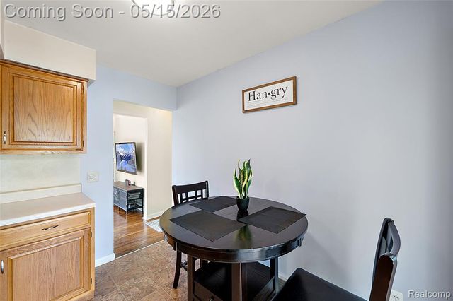 1411 Amelia Avenue, Royal Oak, MI 48073