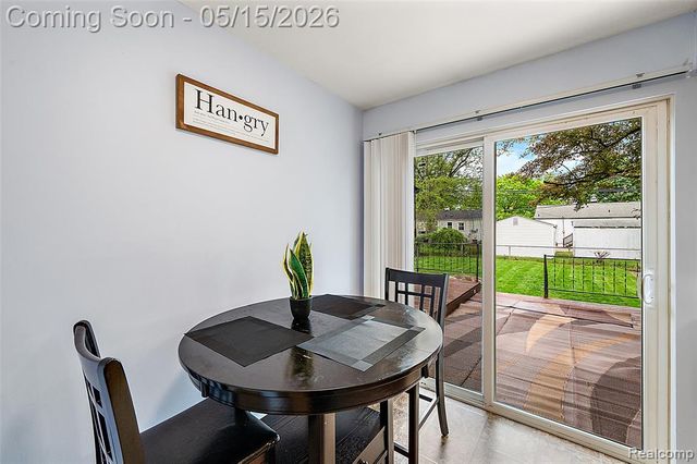 1411 Amelia Avenue, Royal Oak, MI 48073