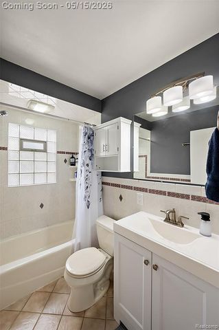1411 Amelia Avenue, Royal Oak, MI 48073