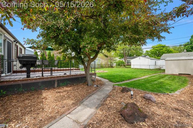1411 Amelia Avenue, Royal Oak, MI 48073