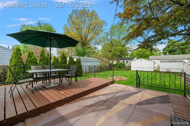 1411 Amelia Avenue, Royal Oak, MI 48073