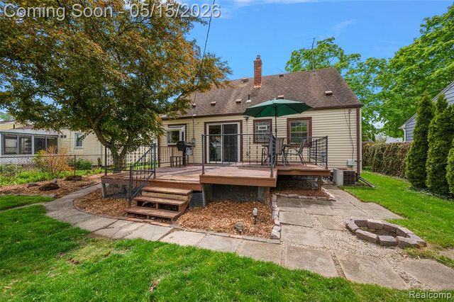 1411 Amelia Avenue, Royal Oak, MI 48073