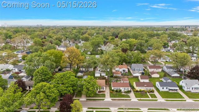1411 Amelia Avenue, Royal Oak, MI 48073