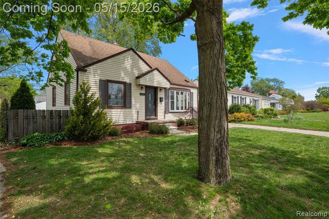 1411 Amelia Avenue, Royal Oak, MI 48073