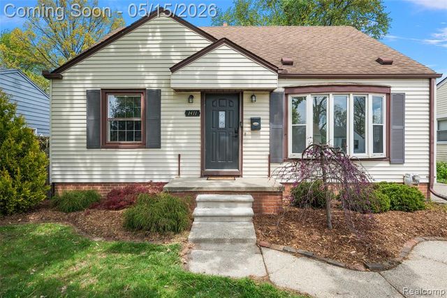 1411 Amelia Avenue, Royal Oak, MI 48073
