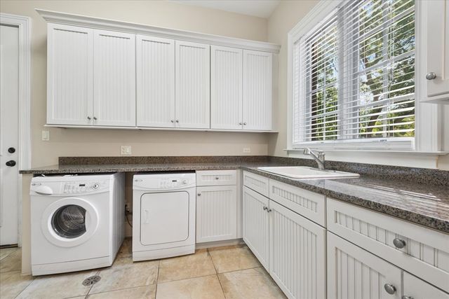 580 Greenwood Road, Northbrook, IL 60062