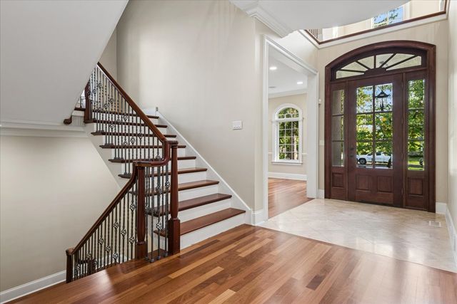 580 Greenwood Road, Northbrook, IL 60062