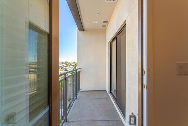 2063 E Lemon Street 3004, Tempe, AZ 85281