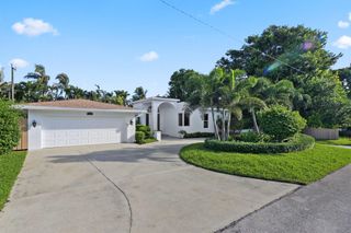 735 NE 6th St, Boca Raton, FL 33432