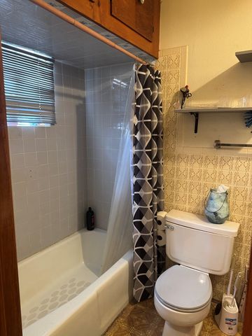 1510 S Fort Worth, Midland, TX 79701