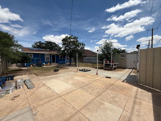 1510 S Fort Worth, Midland, TX 79701