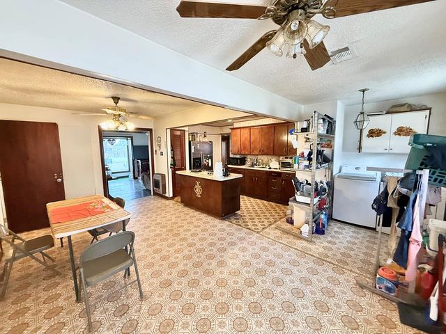 1510 S Fort Worth, Midland, TX 79701