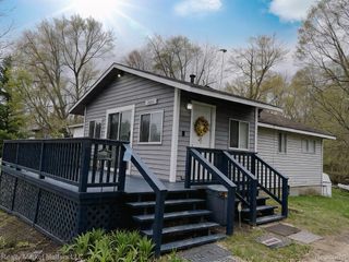 2543 Henry Road, Oregon Township, MI 48446