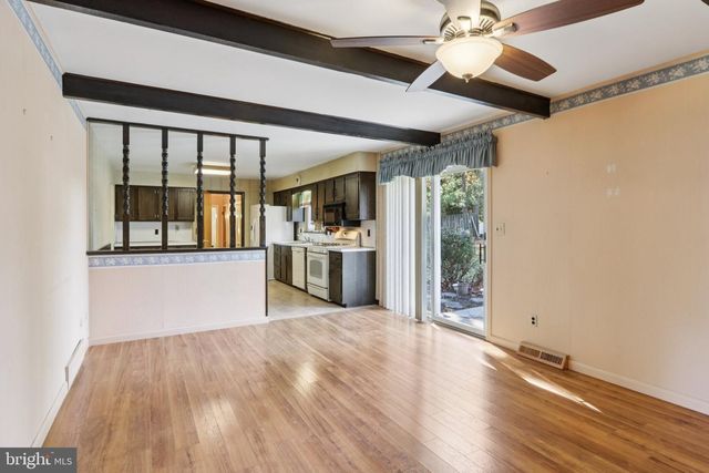 1562 MOSSWOOD DR, Vineland, NJ 08360