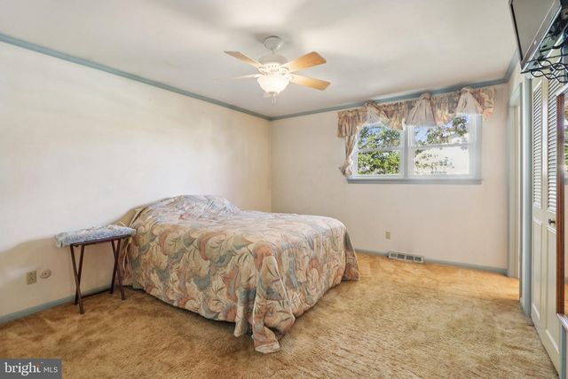 1562 MOSSWOOD DR, Vineland, NJ 08360